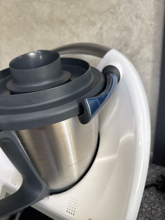 Thermomix 6 б/у белый