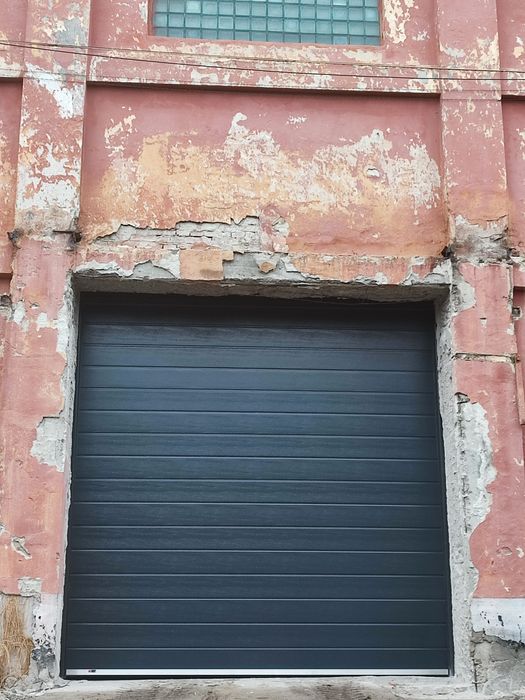 Usa de Garaj Sectionale - Luduș