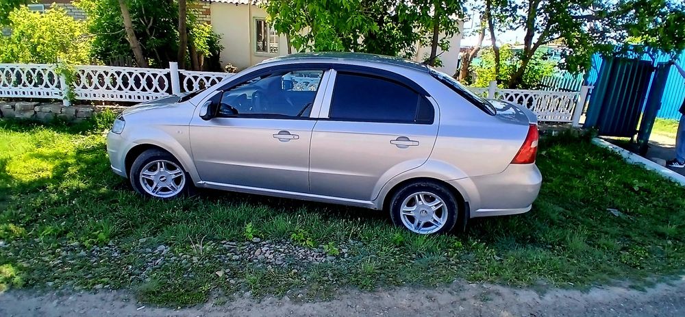 Продам шевролет авео