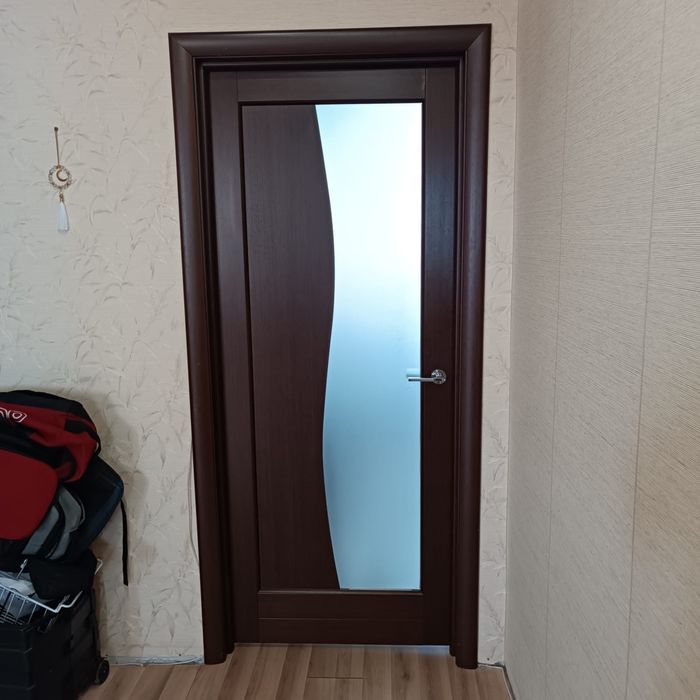 Продам двери в хорошем состоянии