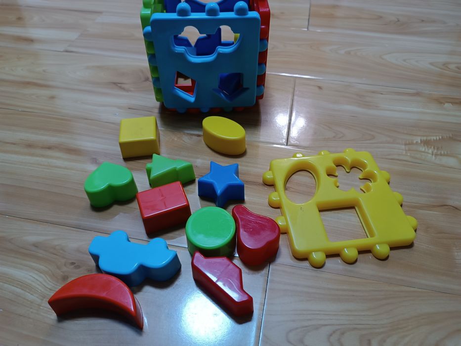 Игрушка развивающая