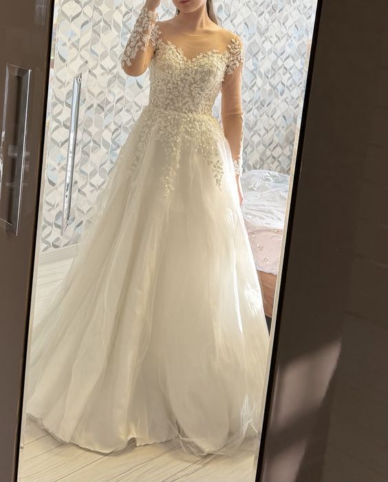 Свадебное платье