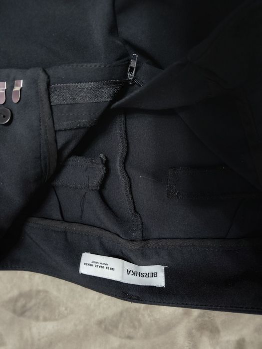 Pantaloni eleganti Bershka