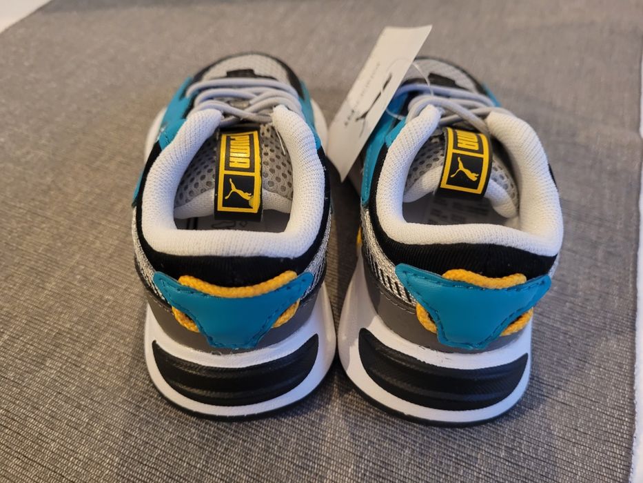 Оригинални!Нови!Детски маратонки Puma RS-Z Core,21н.