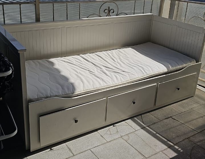 Кровать ikea 200/160 кушетка хемнес