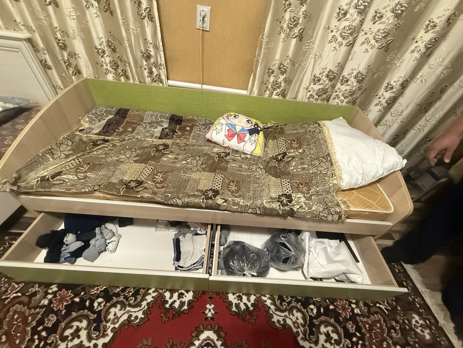 Продам детскую мебель