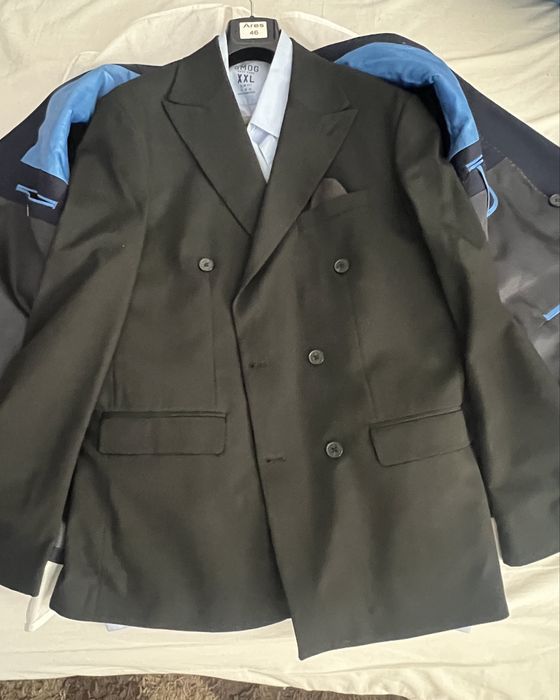 2 Sacouri cu două rânduri de nasturi Negru/ Bleumarin mărime 58