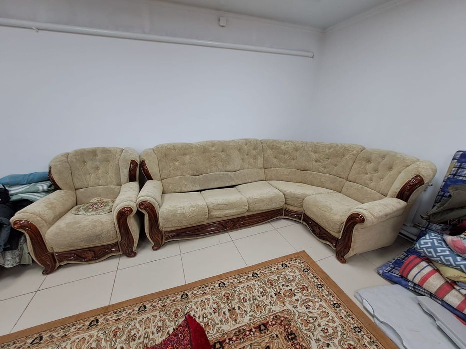 Диван продам звоните