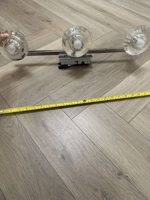 Продам бра-светильник