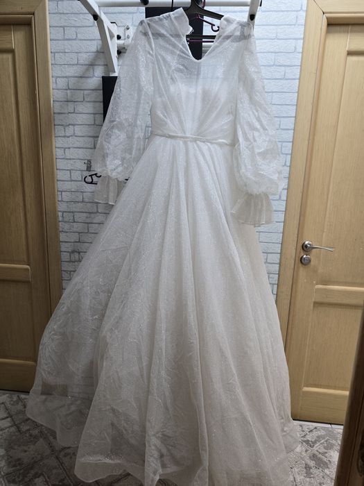 Свадебные платья новые