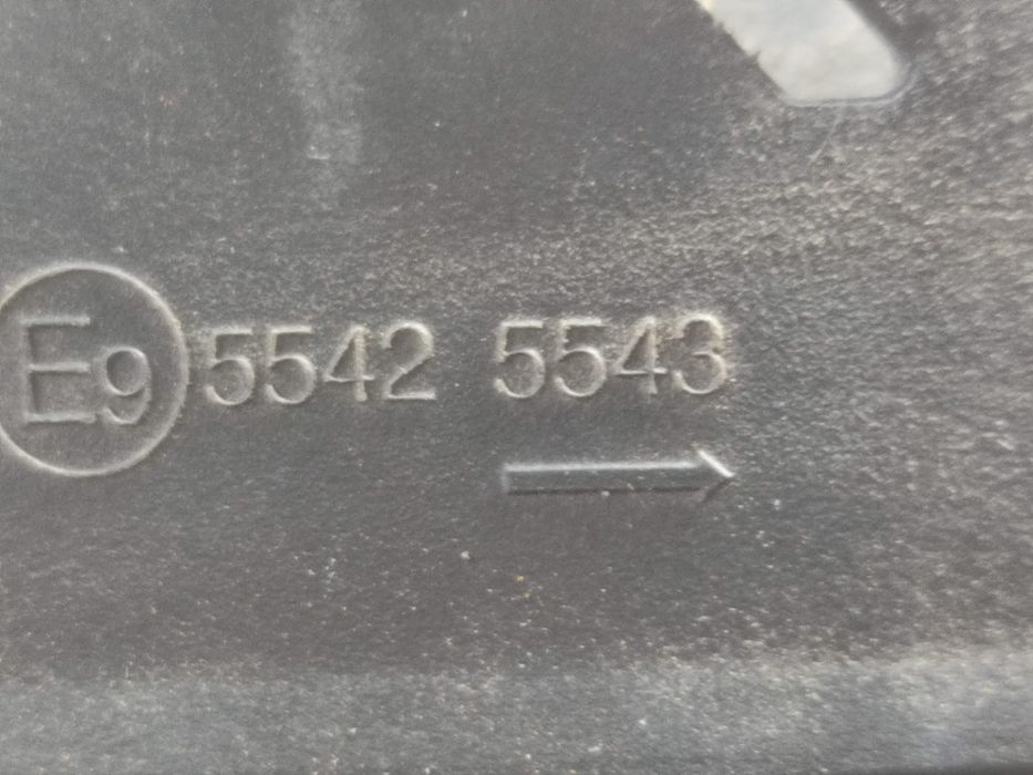 Far dreapta Volkswagen Passat B6 (2005 - 2010) (2.0 tdi) BMP