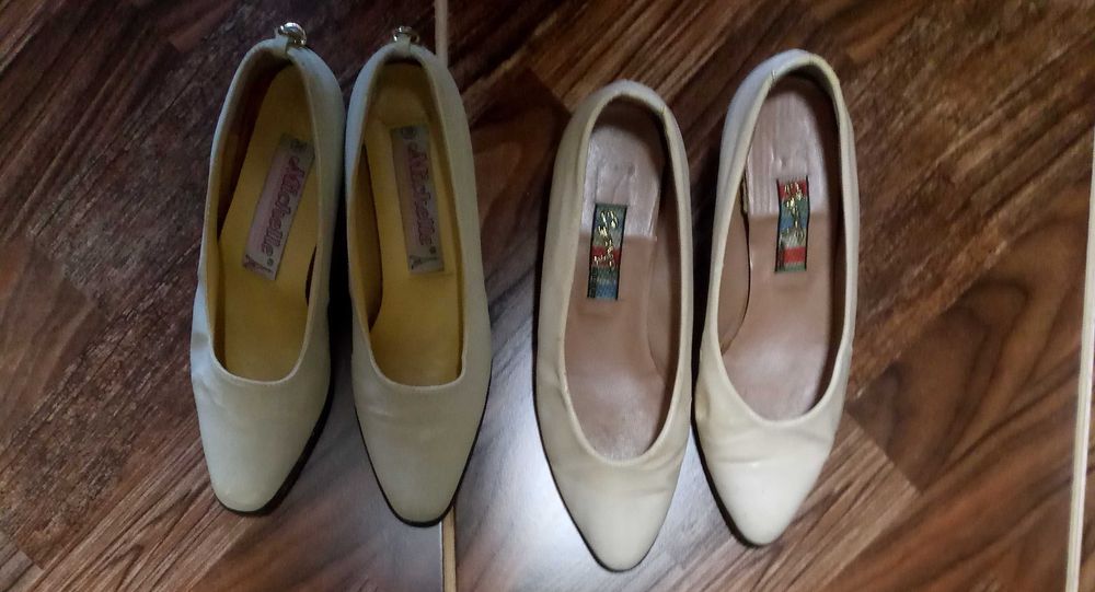 Palto sotiladi razmer 50-52 Italy 100 ming+tufli tapochalar BEPUL