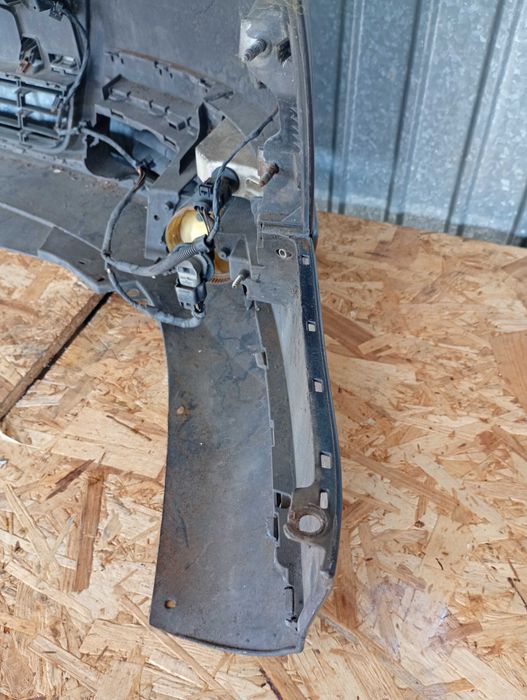 Bara Fata Completa Vw Passat B6 Sedan sau Break cu Proiectoare de Ceata si Senzori de parcare