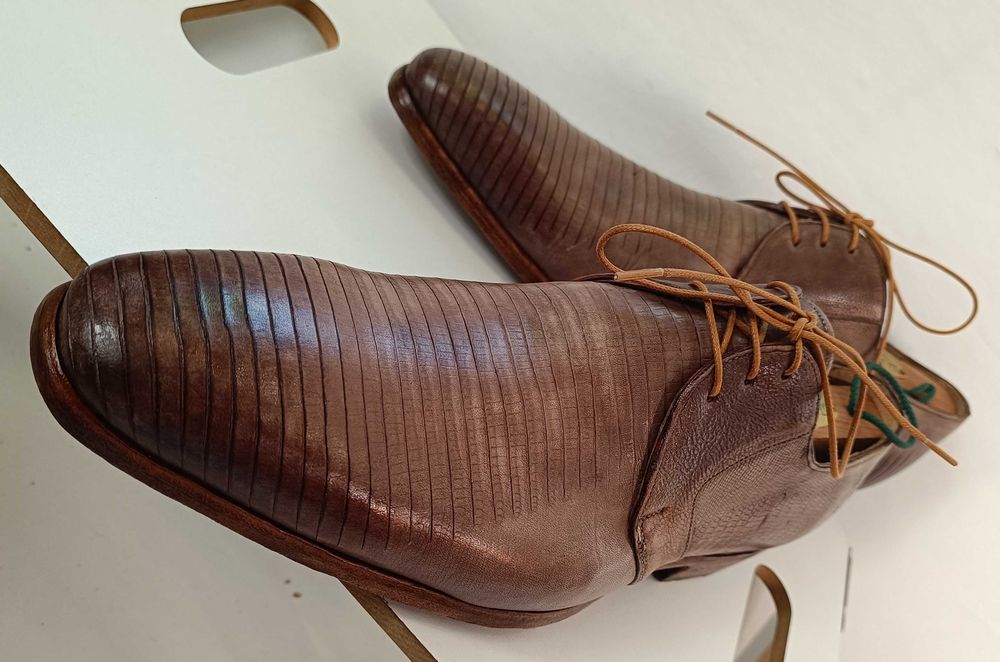 Pantofi de lux 44.5 45 45.5 de lux GREVE NOI lucrati manual piele embo