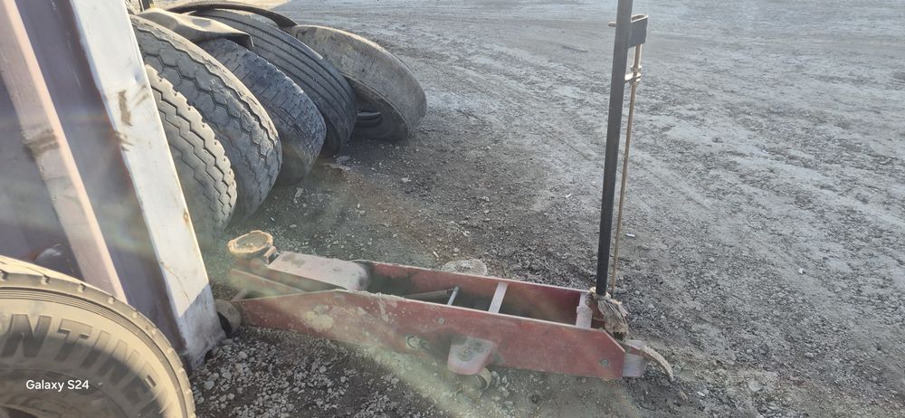 Грузовой домкрат