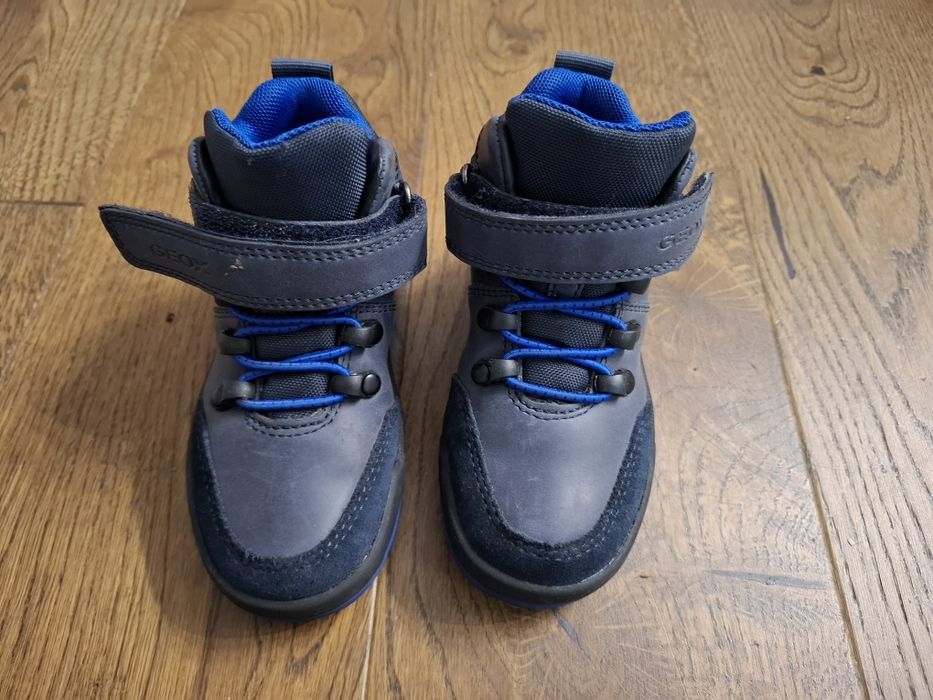 Vand ghete impermeabile de toamna primavara marimea 23/24 bebelusi