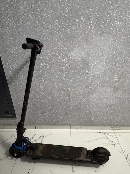 Продам электро самокат