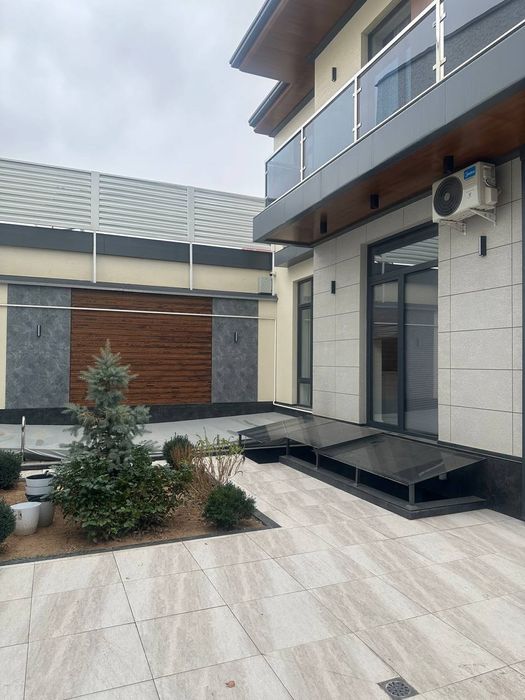 Срочно Сдаётся Hi-Tech новый Евро-Дом 3-соток 3-уровень 6-к Амур Темур