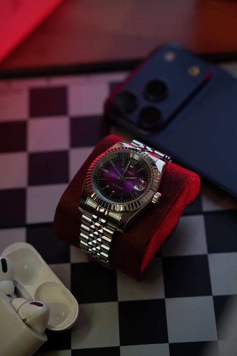 Часовник Seiko Datejust Purple Dial