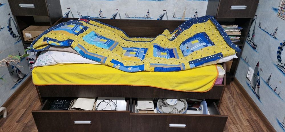 Детская мебель с  кроватью