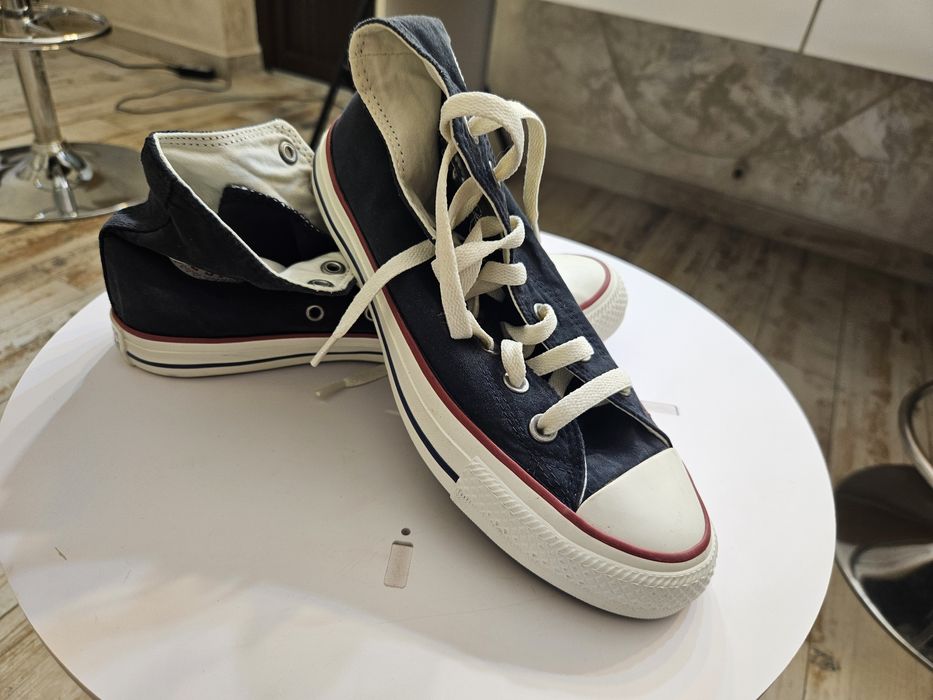 Teniși Converse damă (noi, mărimea 38)