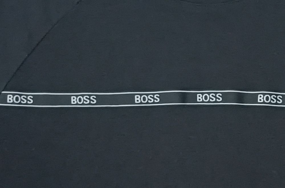 Hugo Boss оригинална блуза L Бос черна памучна фланелка