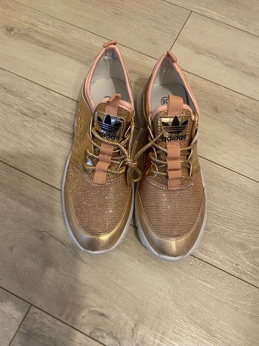 Adidași Damă Ediție Fashion Rose Gold / Aurii – NOI