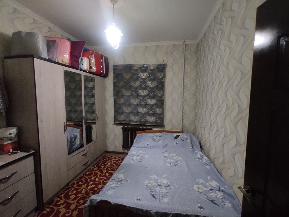 Olmoliq 5/2. [ 3 xonali kvartira sotiladi ]