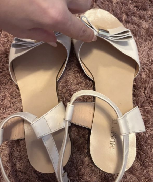 Sandale joase din piele Musette