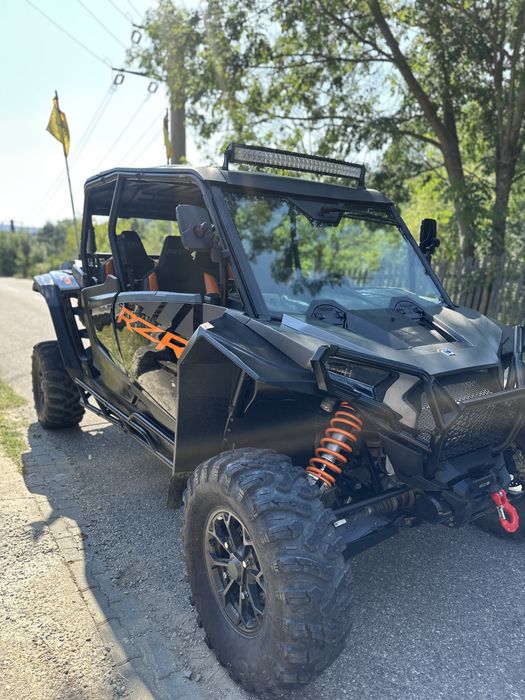Polaris RZR XP4 1000
