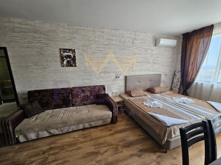 Продава се Едностаен апартамент в к.к. Златни пясъци - 61 кв.м за 1296 €/кв.м - Снимка #8