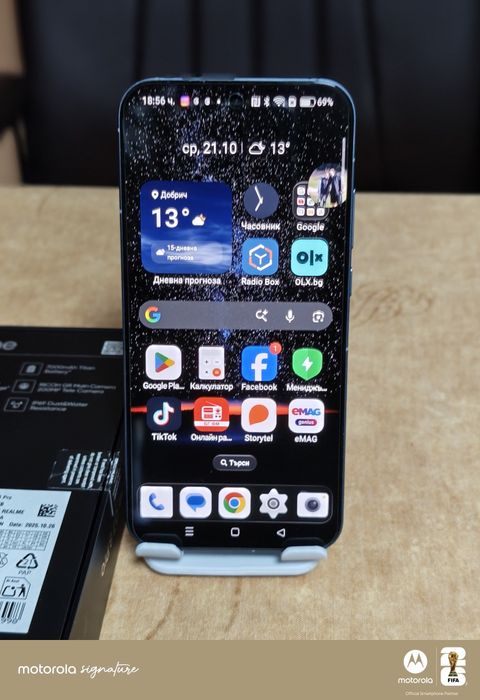 Продавам  Realme gt 8 pro. ram. 16gb. rom. 512.