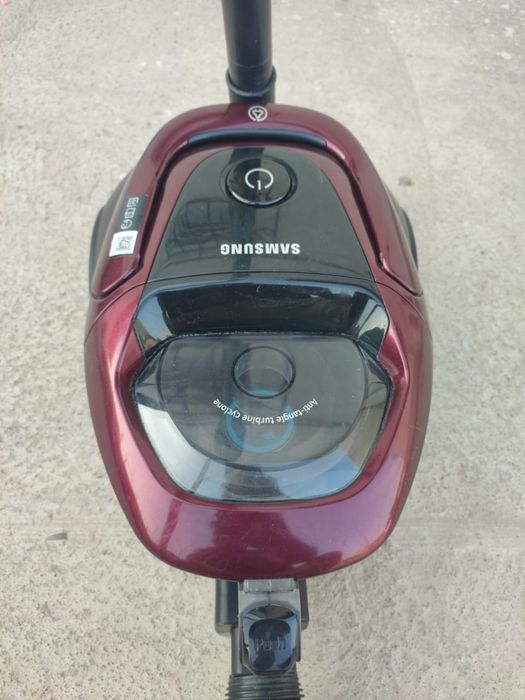 Пелесос самсунг.