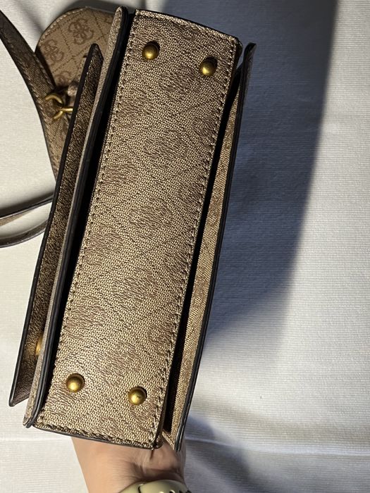 Сумка Guess