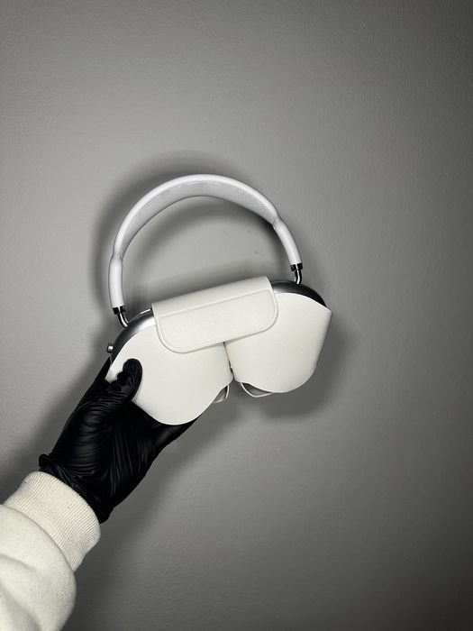AirPods Max • Sigilate