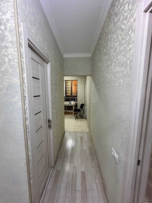 Продаётся 4/1/5 квартира можно под Офис Ц-26 1-линия