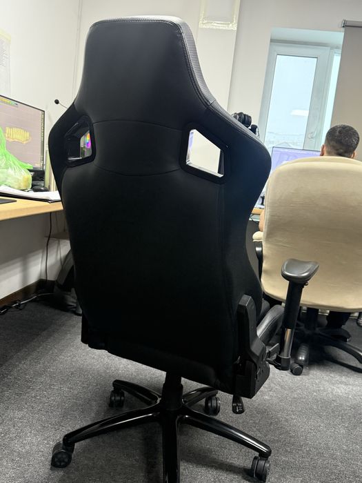 Продается игровое кресло Ardor gaming