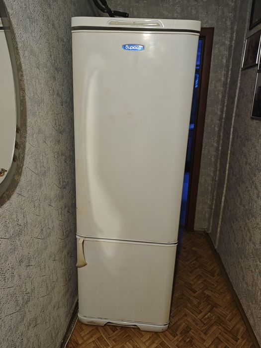 Продам холодильник Бирюса