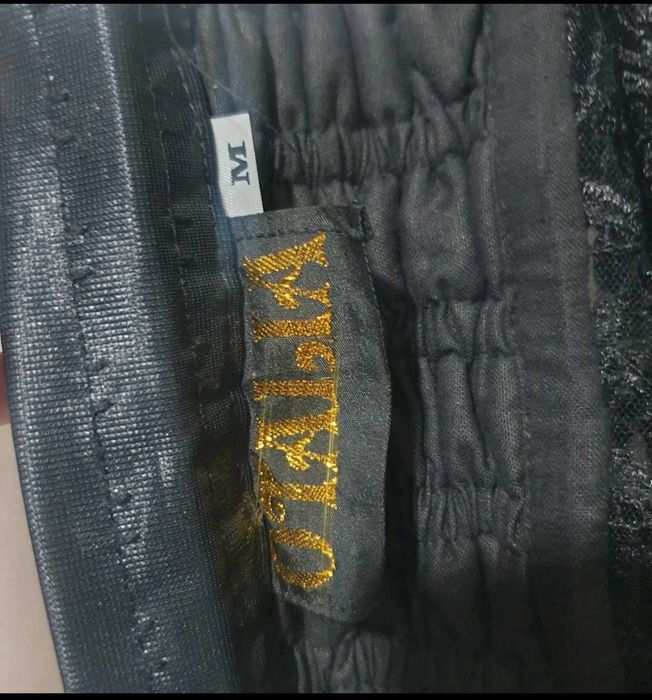 Corset deosebit cu strasuri