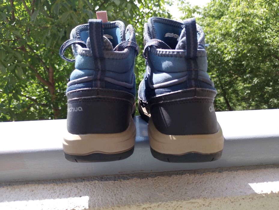 Дамски туристически обувки, 37 номер, в чудесно състояние - 35лв.