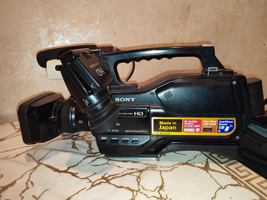 Видео камера sony 2500
