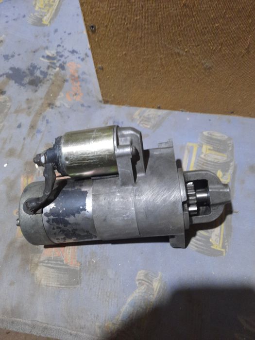 Запчасти на мазду 929