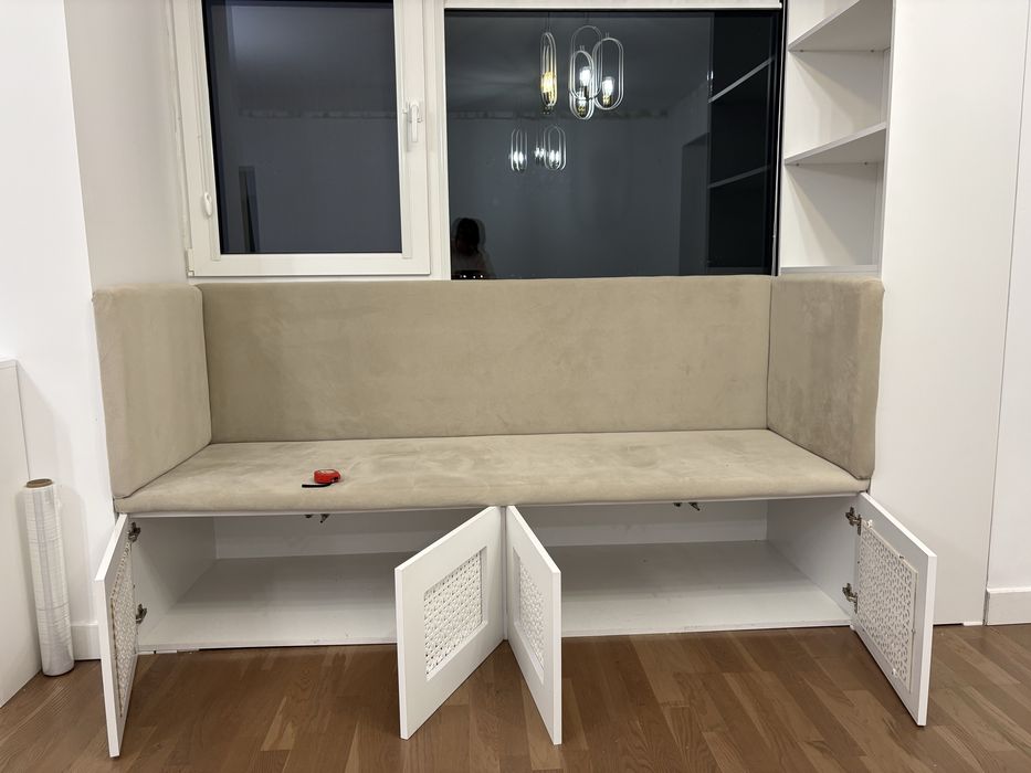 Bancuta pentru citit si biblioteca