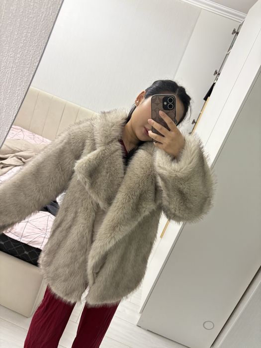 Продам эко шубу на 46-48