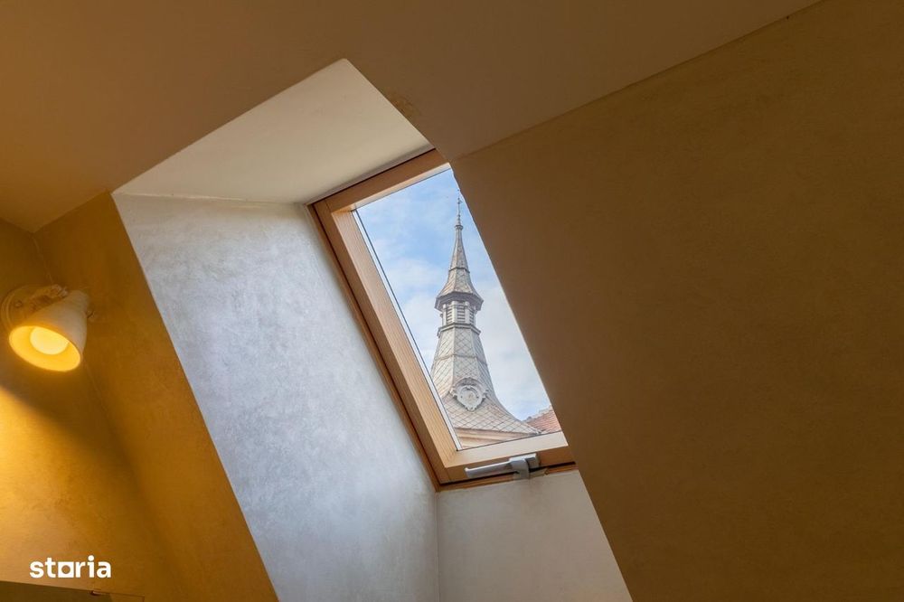 Apartament 4 camere cu cramă de 52 mp și loc de parcare-Str Lunga