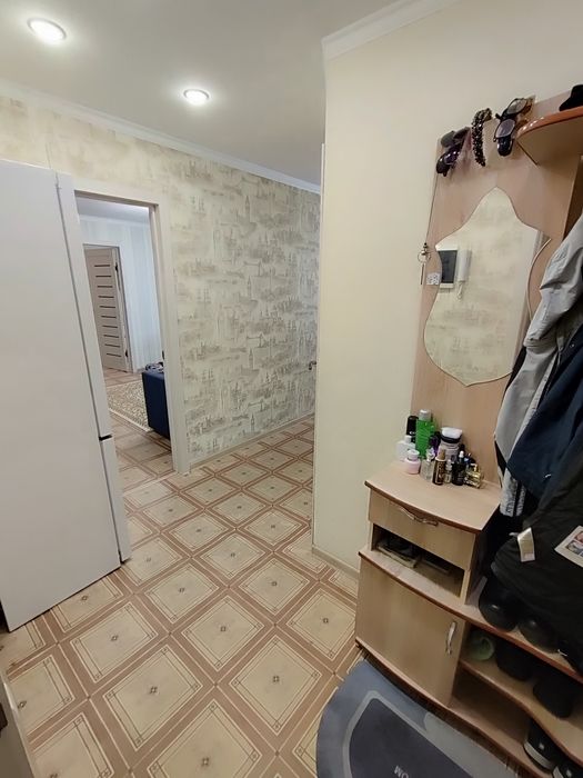 Продается 2-комн (1-62, 2 эт)