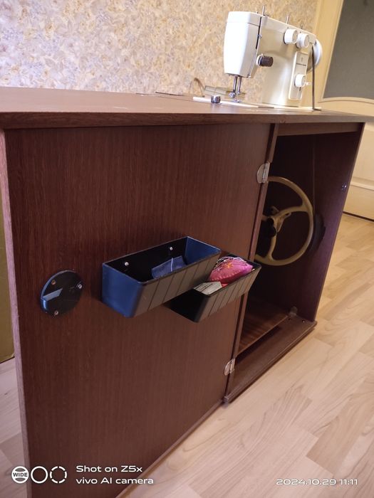 Швейная машина Чайка-142М