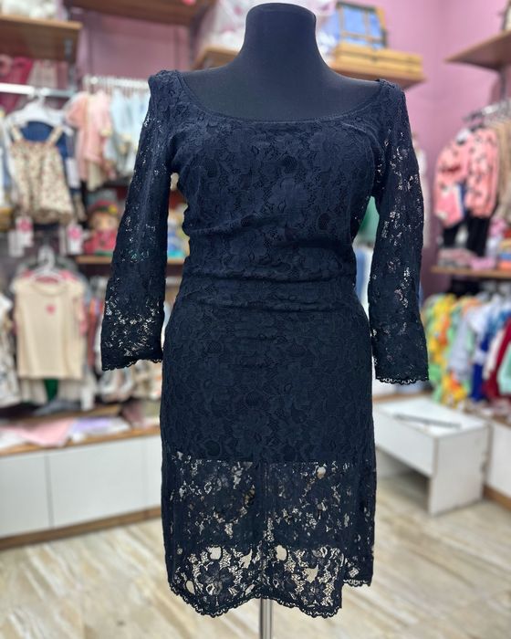 Продам нарядные платья