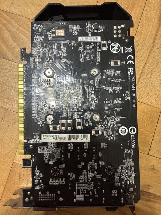 1050ti видеокарта ТОП състояние