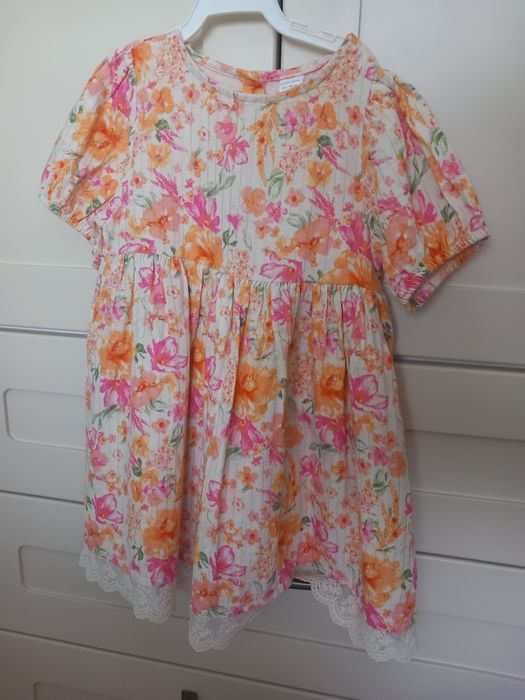 Летни рокли момиче  2 3 4 г. ZARA, George, H&M, Mayoral и др.